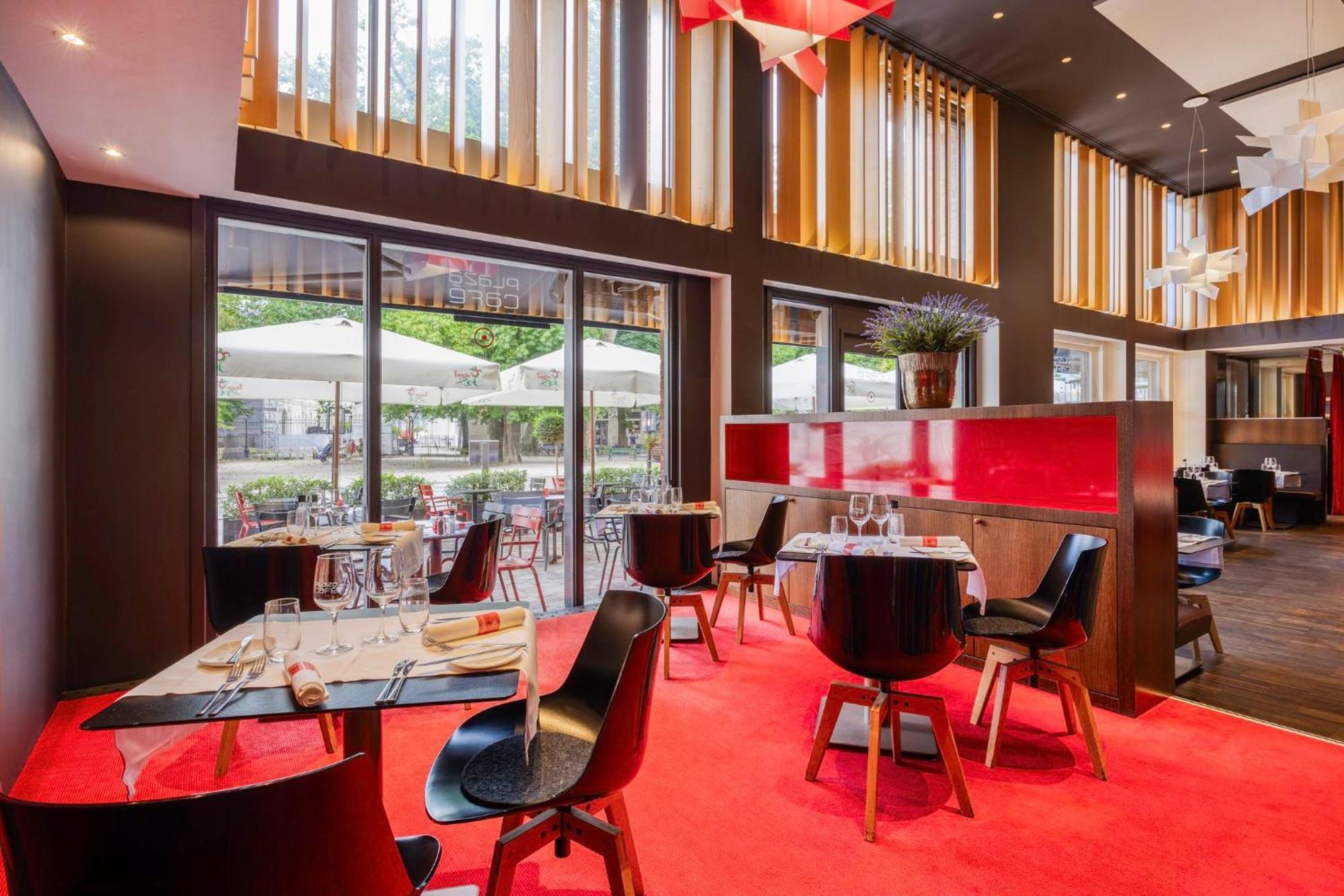 Crowne Plaza Hotel Brugge By Ihg Exteriör bild